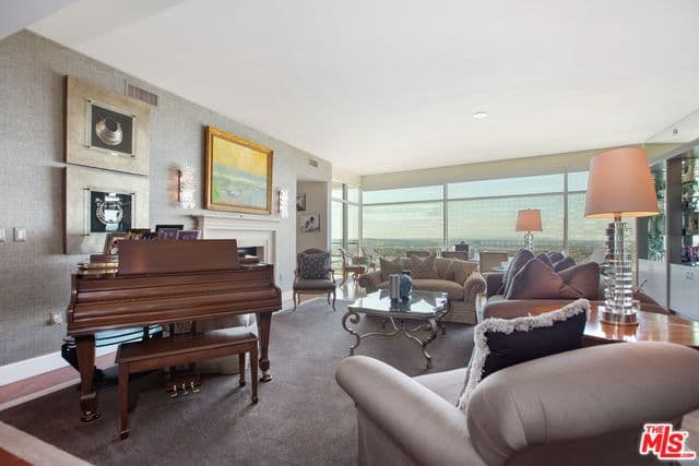 1 W Century Dr #26A Century City