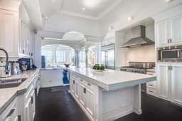 609 Palisades Beach Road, Santa Monica thumbnail 2