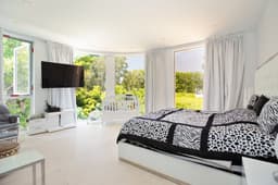 617 Georgina Ave Santa Monica thumbnail 3