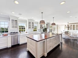 635 Perugia Way, Bel Air, California thumbnail 2