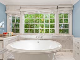 635 Perugia Way, Bel Air, California thumbnail 3