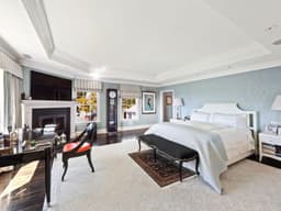635 Perugia Way, Bel Air, California thumbnail 4